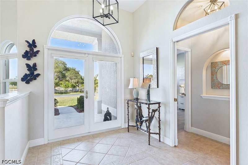 3 bedroom SingleFamilyResidence at 18220 Riverchase Ct, Riverwind Cove, Alva — photo 4