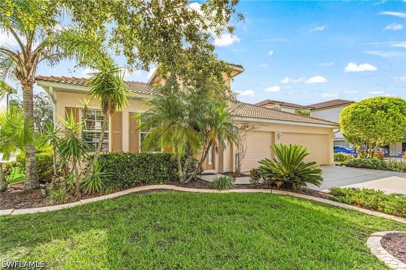 4 bedroom SingleFamilyResidence at 3007 Lake Butler Ct, Coral Lakes, Cape Coral — photo 2