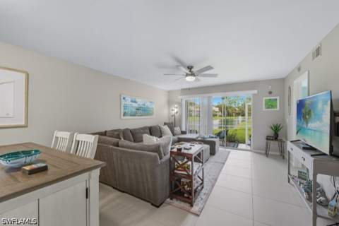 145 Robin Hood Cir 104, Naples FL - photo 13 of 34