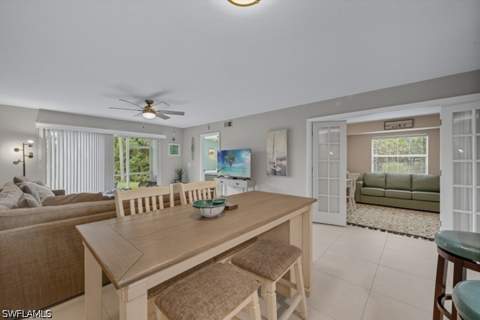 145 Robin Hood Cir 104, Naples FL - photo 17 of 34