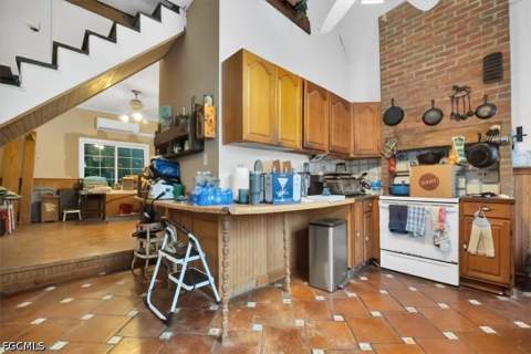236 E Arcade Ave, Clewiston FL - photo 13 of 37