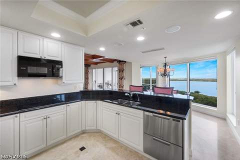 4801 Bonita Bay Blvd 1203, Bonita Springs FL - photo 10 of 45