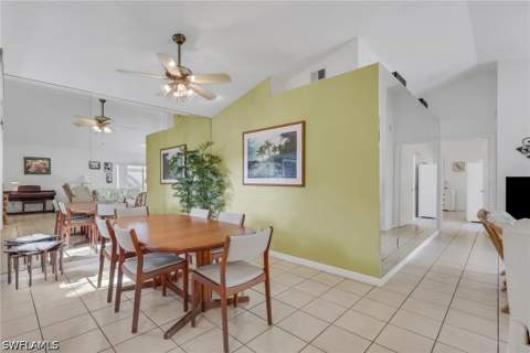 11011 Linnet Ln, Naples FL - photo 7 of 32
