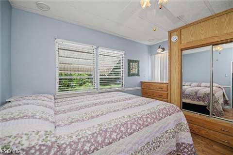 260 Caravan Cir, North Fort Myers FL - photo 16 of 39