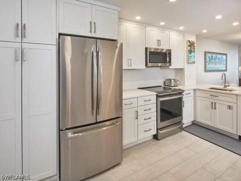 440 Seaview Ct 601, Marco Island FL - photo 11 of 28