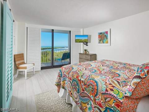 440 Seaview Ct 601, Marco Island FL - photo 13 of 28