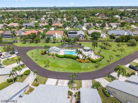 902 McGregor Park Cir, Fort Myers FL - photo 10 of 35
