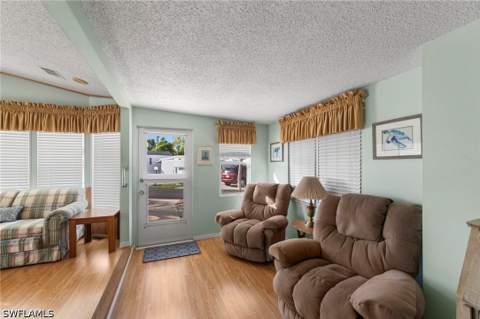 8547 Firwood Dr, Estero FL - photo 6 of 38