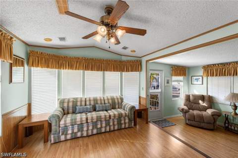 8547 Firwood Dr, Estero FL - photo 8 of 38