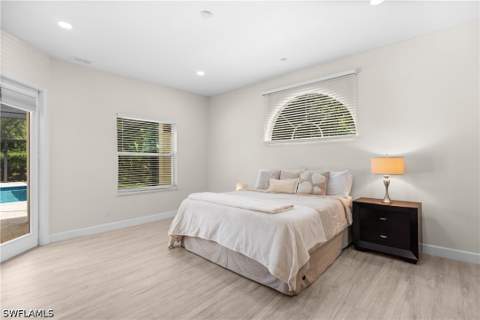 6521 Livingston Woods Ln, Naples FL - photo 17 of 49
