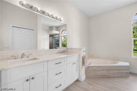 6521 Livingston Woods Ln, Naples FL - photo 18 of 49