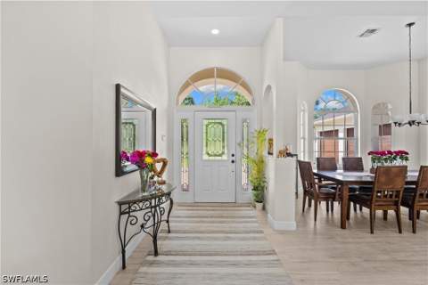 6521 Livingston Woods Ln, Naples FL - photo 7 of 49
