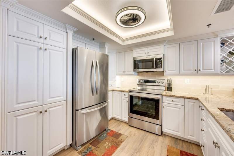 2 bedroom Condominium at 100 N Collier Blvd 203, Crescent Beach, Marco Island — photo 2