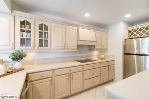2011 Gulf Shore Blvd N 56, Naples FL - photo 10 of 29