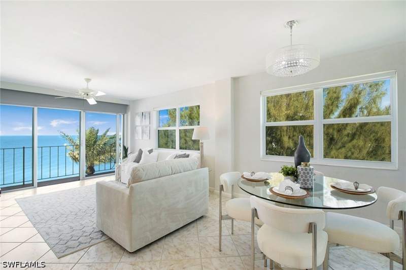 2 bedroom Condominium at 2011 Gulf Shore Blvd N 56, Carriage Club, Naples — photo 5