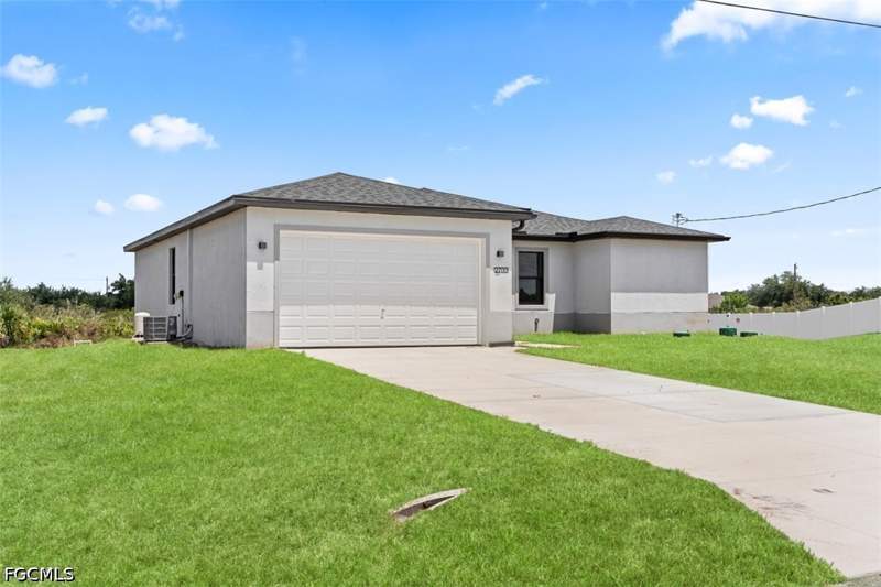 3 bedroom SingleFamilyResidence at 2700 69th St W, Lehigh Acres, Lehigh Acres — photo 2