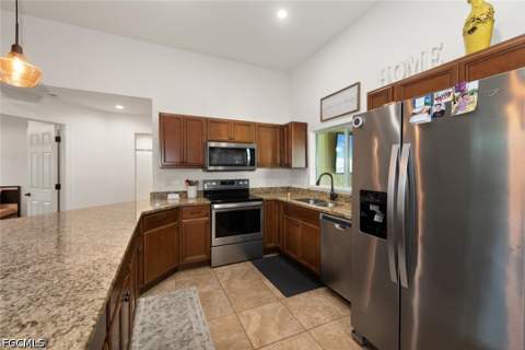 2401 Leavitt Rd, Alva FL - photo 10 of 33