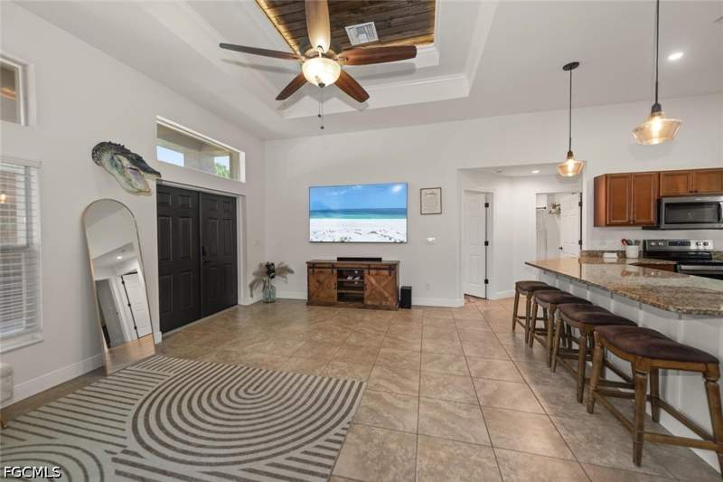 4 bedroom SingleFamilyResidence at 2401 Leavitt Rd, River Oaks, Alva — photo 5