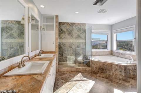 86 Dolphin Cir, Naples FL - photo 22 of 42
