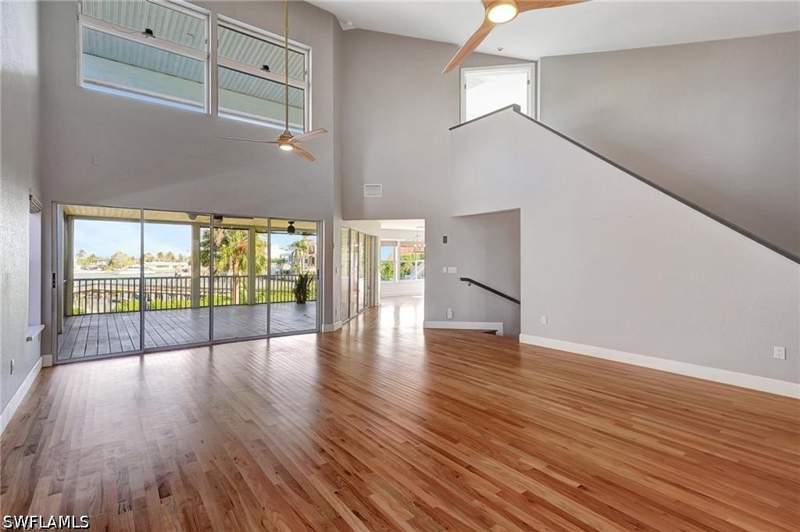 3 bedroom SingleFamilyResidence at 86 Dolphin Cir, Isles Of Capri, Naples — photo 5