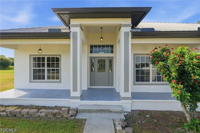 3 bedroom SingleFamilyResidence at 4529 Springview Cir, Port Labelle, Labelle — photo 2