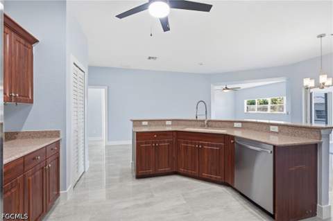 4529 Springview Cir, Labelle FL - photo 8 of 33