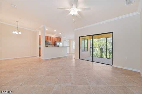 13671 Julias Way 1224, Fort Myers FL - photo 10 of 39