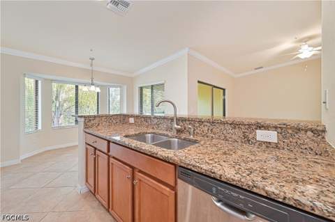 13671 Julias Way 1224, Fort Myers FL - photo 16 of 39