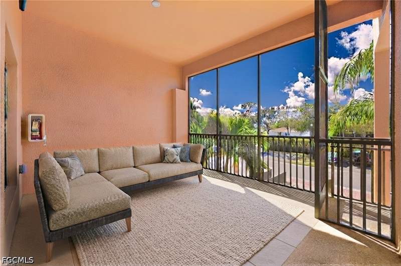 2 bedroom Condominium at 13671 Julias Way 1224, Palmetto Cove, Fort Myers — photo 4