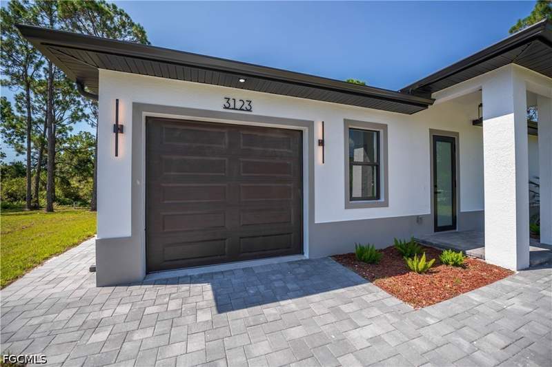 3 bedroom SingleFamilyResidence at 3123 69th St W, Lehigh Acres, Lehigh Acres — photo 3