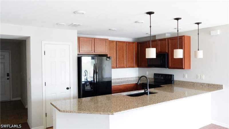 3 bedroom Townhouse at 6351 Brant Bay Blvd 102, Bayshore Commons, North Fort Myers — photo 3