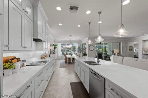 15054 Cuberra Ln, Bonita Springs FL - photo 9 of 50