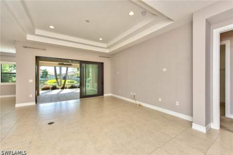 9336 Woodhurst Dr, Naples FL - photo 7 of 34