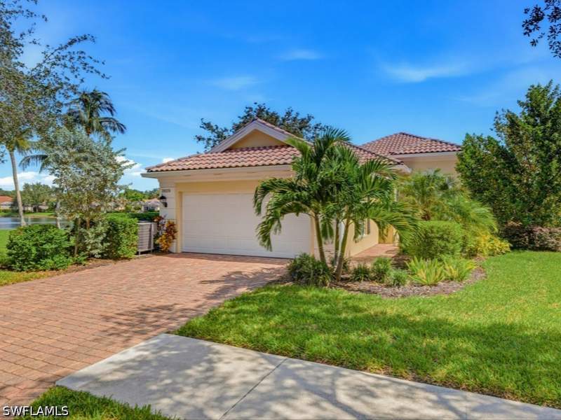 3 bedroom SingleFamilyResidence at 3829 Whidbey Way, Island Walk, Naples — photo 3