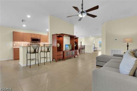 9048 Triangle Palm Ln 1101, Fort Myers FL - photo 13 of 38