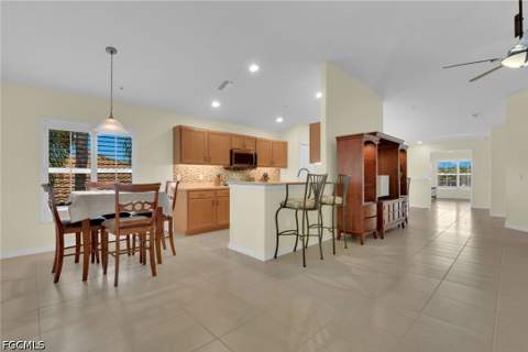 9048 Triangle Palm Ln 1101, Fort Myers FL - photo 9 of 38