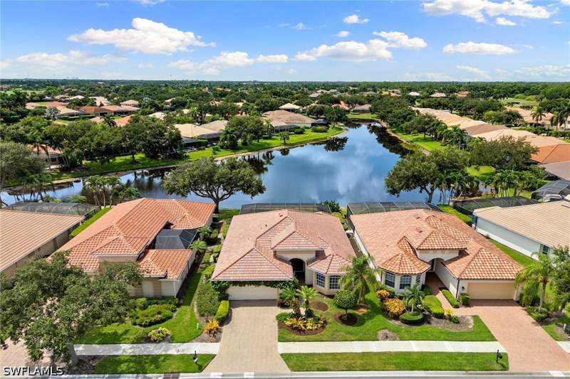 3 bedroom SingleFamilyResidence at 6920 Bent Grass Dr, Masters Reserve, Naples — photo 2