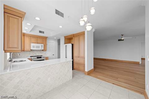 1001 Arbor Lake Dr 408, Naples FL - photo 16 of 48