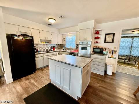 17 Kansas Rd, Lehigh Acres FL - photo 12 of 28