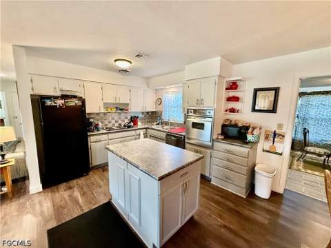 17 Kansas Rd, Lehigh Acres FL - photo 13 of 28
