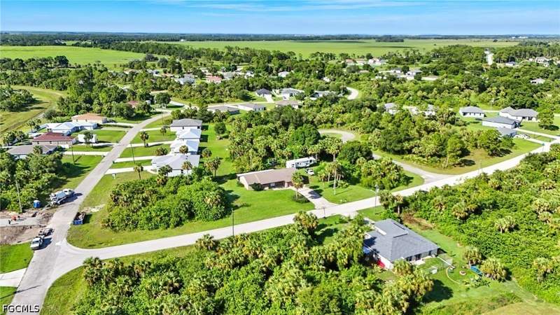 3 bedroom SingleFamilyResidence at 5006 Pike Ln, Port Labelle, Labelle — photo 5