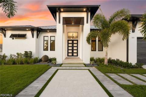 111 Montrose Dr, Fort Myers FL - photo 8 of 49