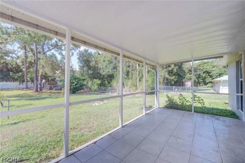 2806 E 3rd St, Lehigh Acres FL - photo 16 of 24