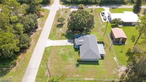 2806 E 3rd St, Lehigh Acres FL - photo 22 of 24
