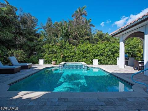 155 20th Ave S, Naples FL - photo 6 of 30