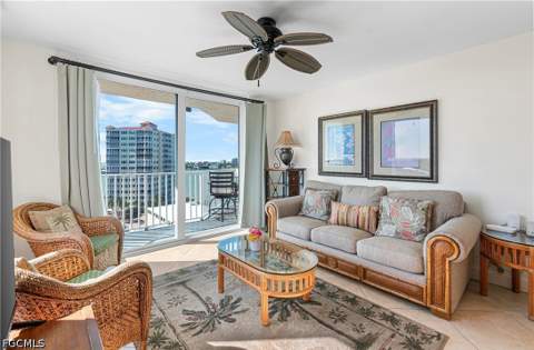 8771 Estero Blvd 907, Bonita Springs FL - photo 11 of 48