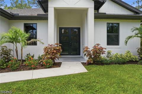 3692 8th Ave SE, Naples FL - photo 6 of 49
