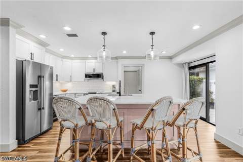 2472 Pine Woods Cir 17, Naples FL - photo 18 of 30