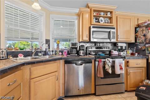 4826 Sandpiper Dr SW, St James City FL - photo 7 of 28