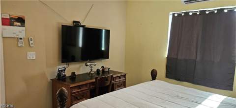 412 Cortez Ave, Lehigh Acres FL - photo 21 of 40